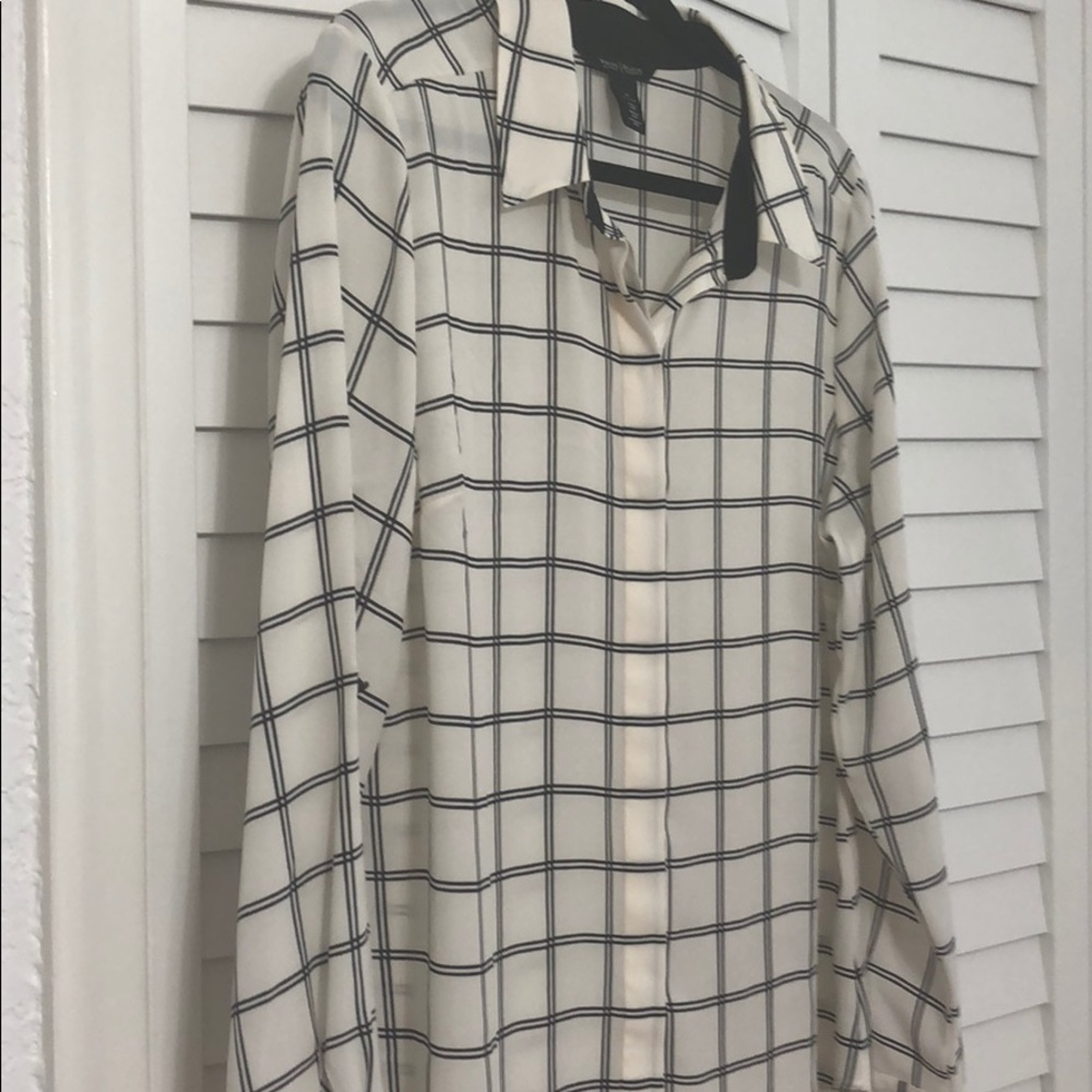 Long sleeve button down - Picture 2 of 2
